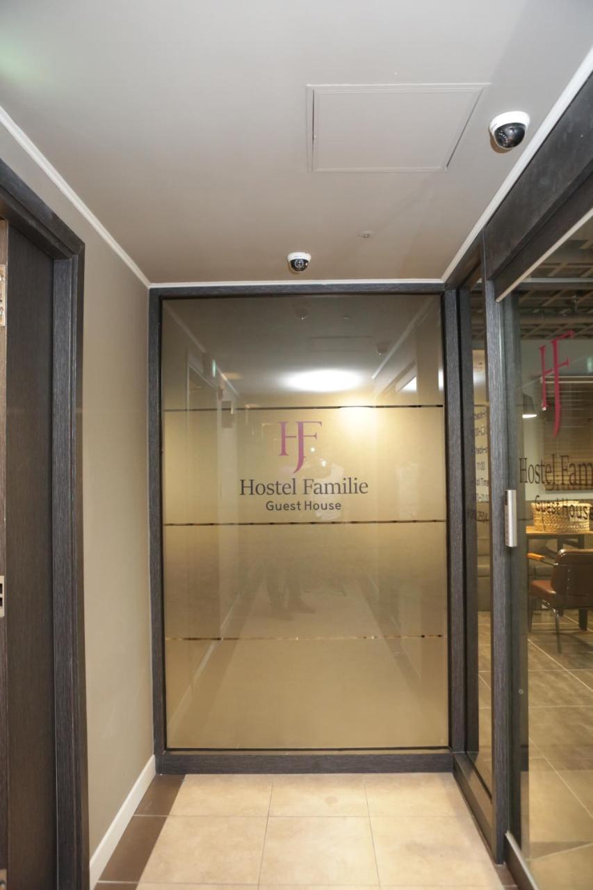 Hostel Familie Busan Station Exteriör bild
