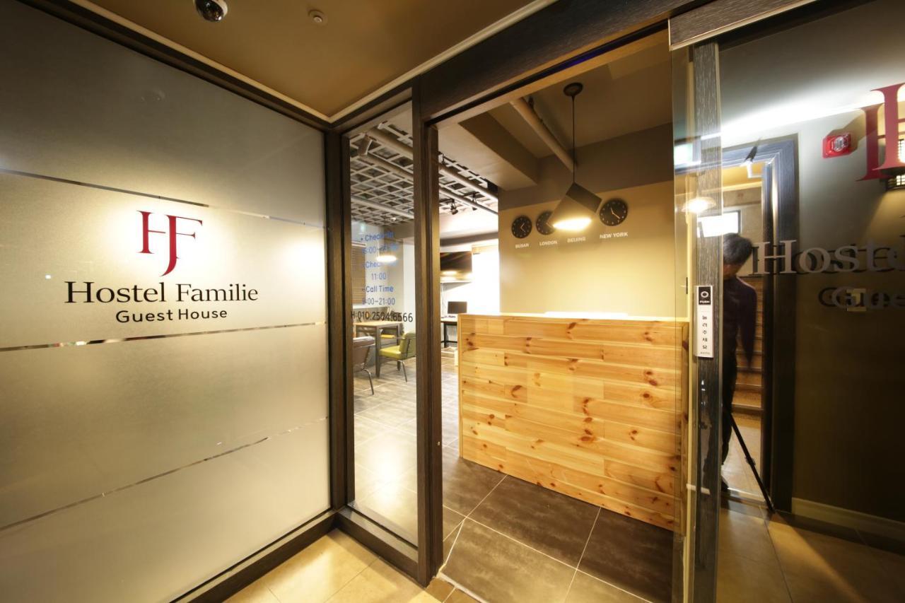 Hostel Familie Busan Station Exteriör bild